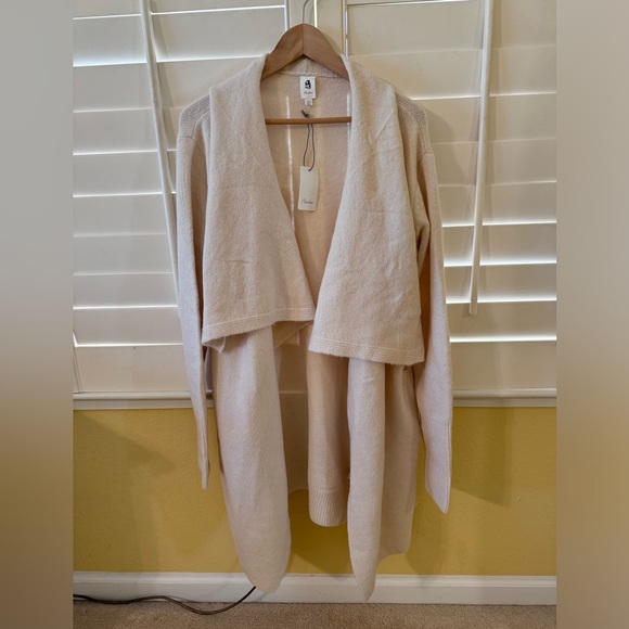 New with tags. VICI Fireside long cardigan in oatmeal - Picture 2 of 10